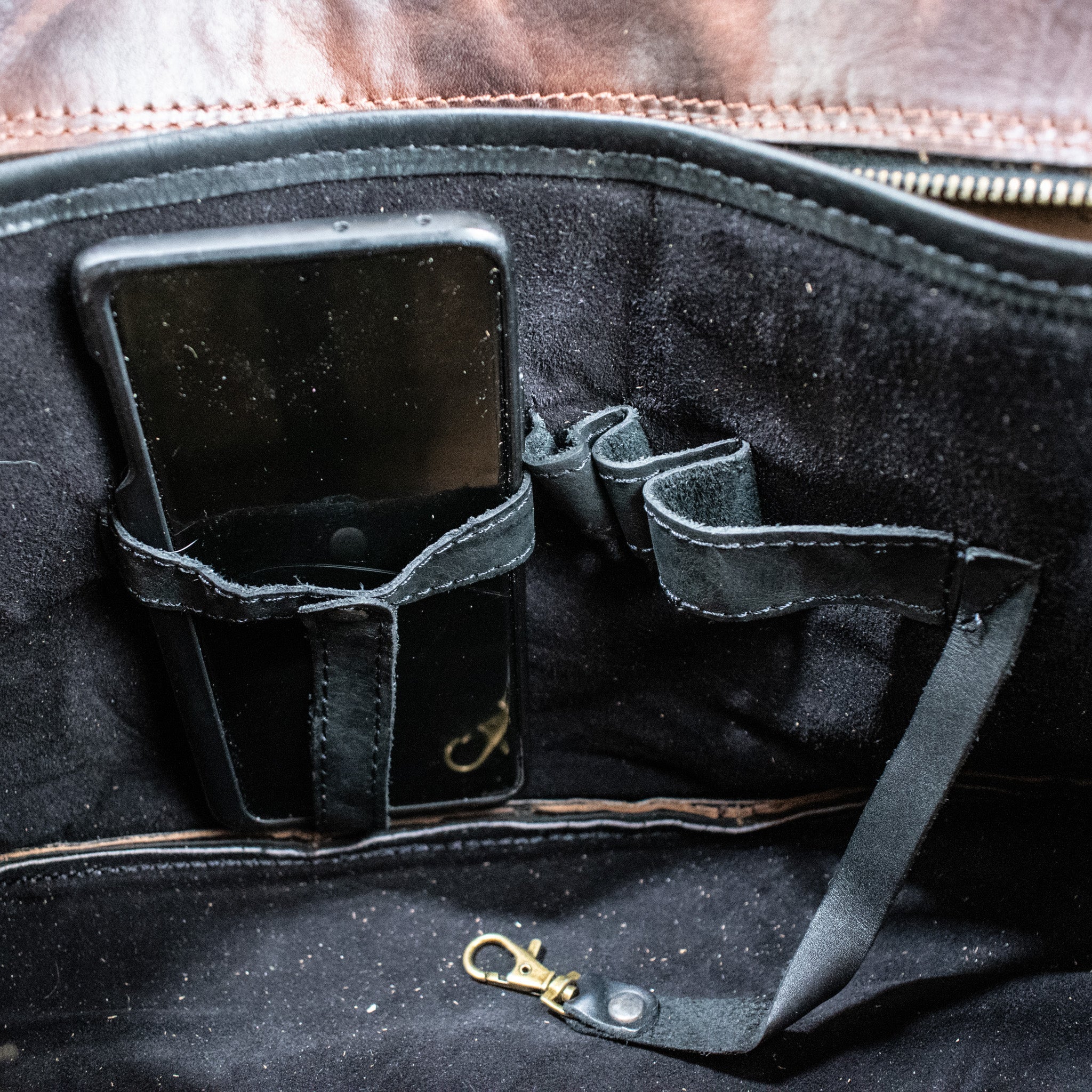 Leather Hide Laptop Bag - Rustic Merlot and Black (Buckles)